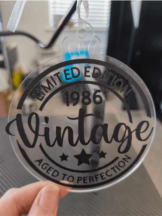Personalised 1986 vintage bauble ornament, limited edition, aged to perfection gift for special birthdays.