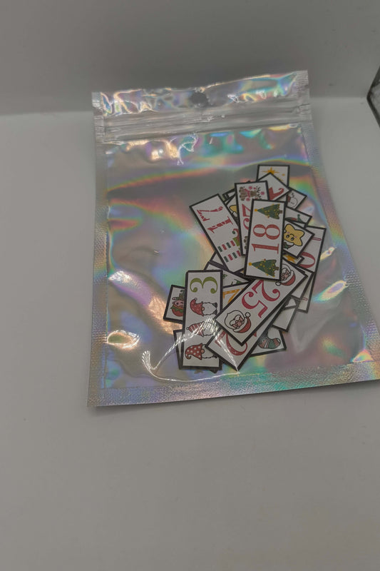 Advent labels set neatly packed in holographic zip-lock storage bag